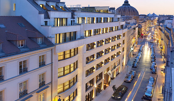 Hotel Mandarin Oriental Paris - забронировать лучшие отели в Париже