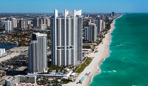 Trump International Beach Resort