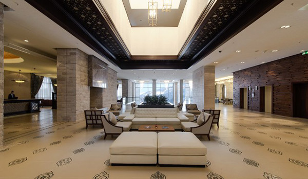 Современный стильный отель Shahdag Hotel & SPA