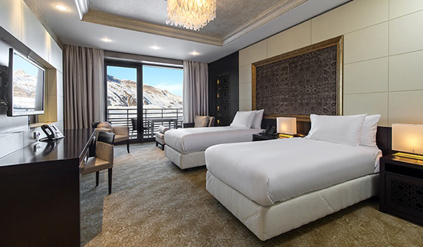 Современный стильный отель Shahdag Hotel & SPA
